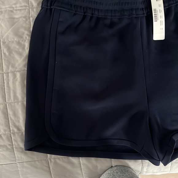 J. Crew crepe curve hem elastic waist dress up pull on shorts size 6 new nwt - Picture 3 of 8